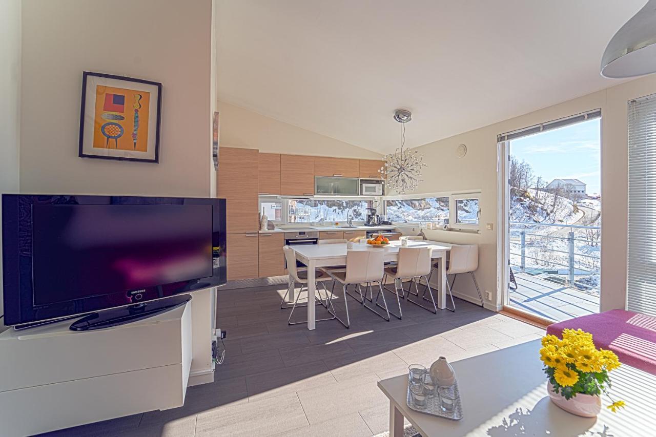 Three-Bedroom Apartment Tjorhom Exterior foto