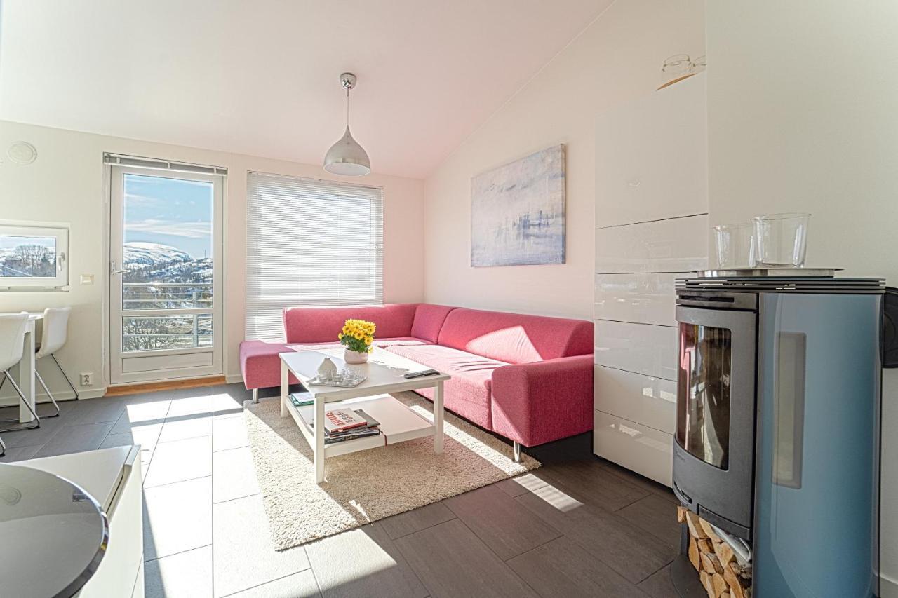 Three-Bedroom Apartment Tjorhom Exterior foto