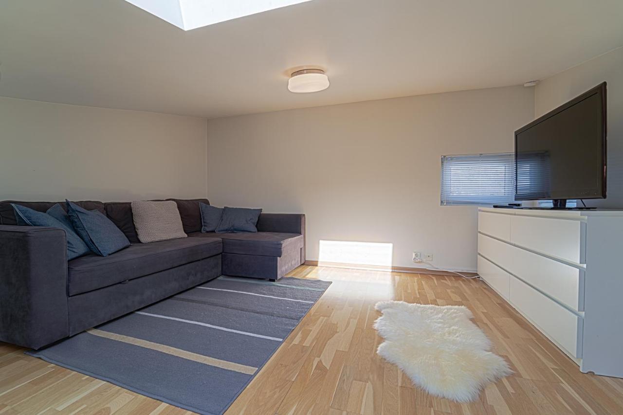 Three-Bedroom Apartment Tjorhom Exterior foto